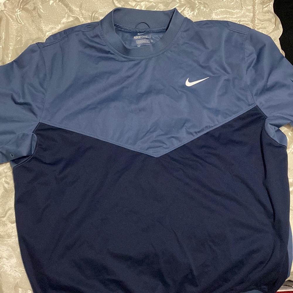 Nike shield victory crew